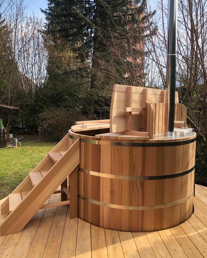 Au Coeur Des Alpes Acomodação com café da manhã Marignier Exterior foto